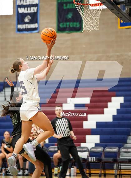 Thumbnail 2 in Denver South vs Summit (Dakota Ridge High School) photogallery.