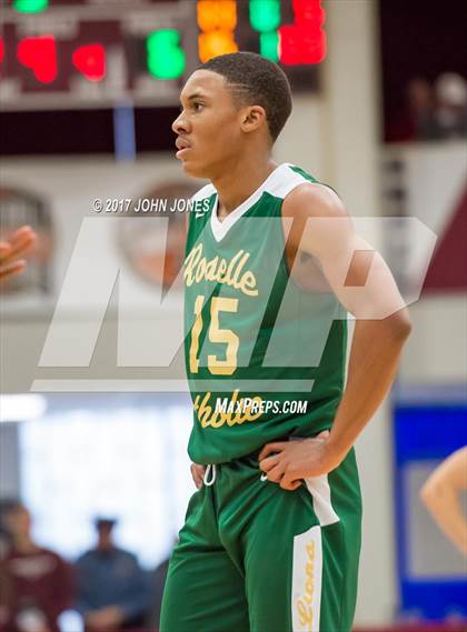 Thumbnail 2 in Weaver vs. Roselle Catholic (Spalding Hoophall Classic) photogallery.