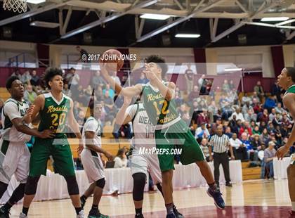 Thumbnail 1 in Weaver vs. Roselle Catholic (Spalding Hoophall Classic) photogallery.