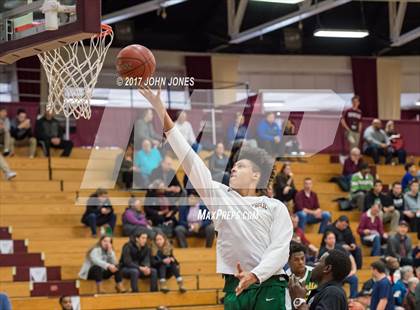 Thumbnail 2 in Weaver vs. Roselle Catholic (Spalding Hoophall Classic) photogallery.