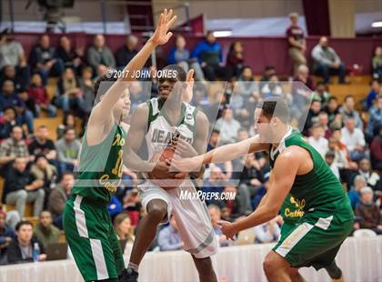 Thumbnail 2 in Weaver vs. Roselle Catholic (Spalding Hoophall Classic) photogallery.