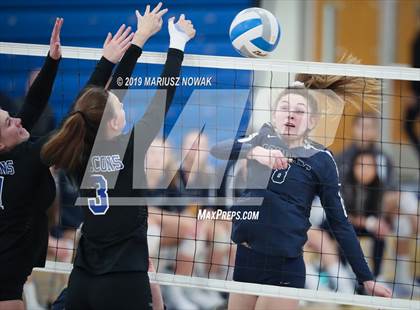 Thumbnail 1 in Stoney Creek vs. Rochester (MHSAA District Final) photogallery.
