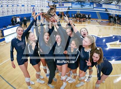 Thumbnail 3 in Stoney Creek vs. Rochester (MHSAA District Final) photogallery.
