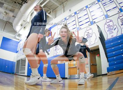 Thumbnail 2 in Stoney Creek vs. Rochester (MHSAA District Final) photogallery.