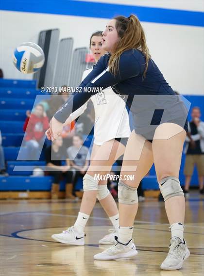 Thumbnail 2 in Stoney Creek vs. Rochester (MHSAA District Final) photogallery.