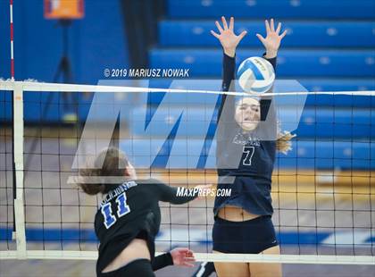 Thumbnail 3 in Stoney Creek vs. Rochester (MHSAA District Final) photogallery.