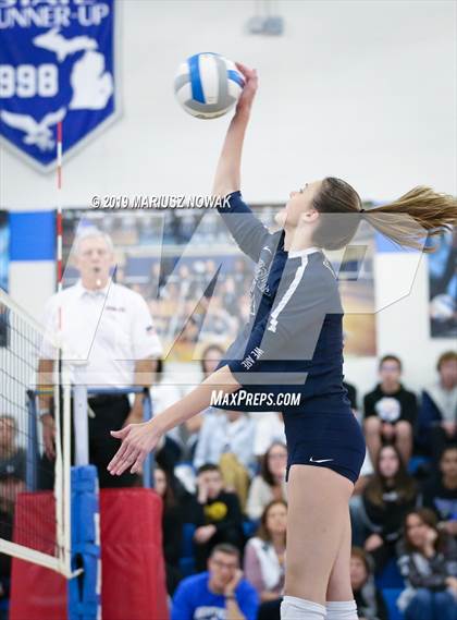 Thumbnail 2 in Stoney Creek vs. Rochester (MHSAA District Final) photogallery.