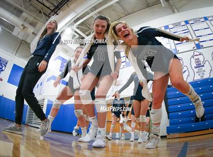 Thumbnail 2 in Stoney Creek vs. Rochester (MHSAA District Final) photogallery.