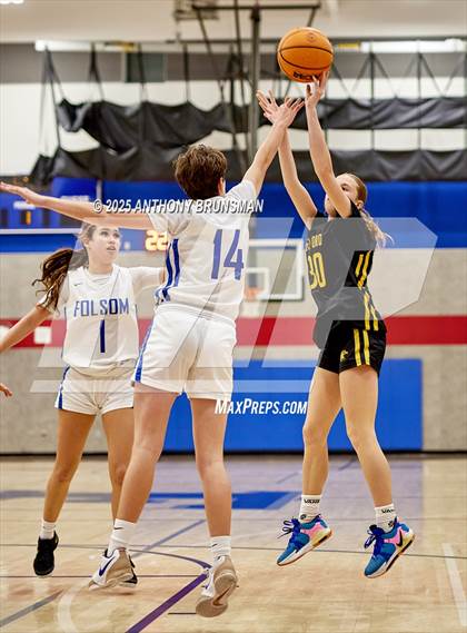 Thumbnail 1 in Del Oro @ Folsom photogallery.