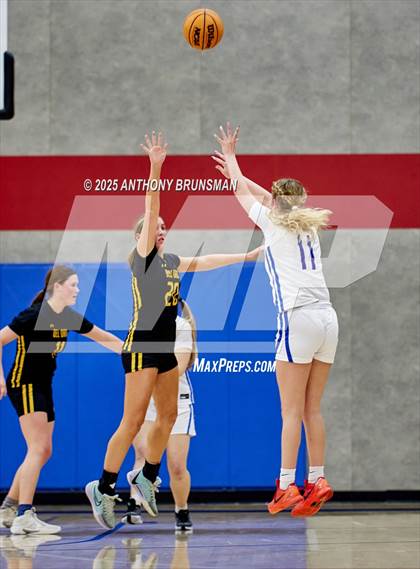 Thumbnail 3 in Del Oro @ Folsom photogallery.