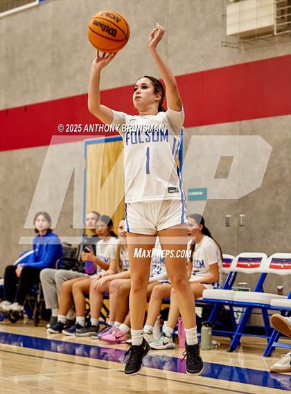 Thumbnail 1 in Del Oro @ Folsom photogallery.