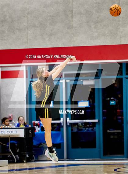 Thumbnail 1 in Del Oro @ Folsom photogallery.