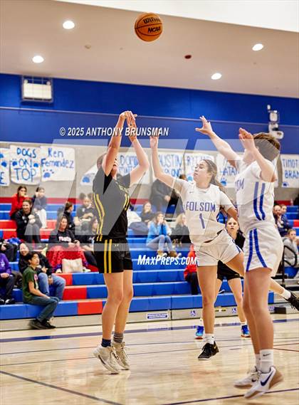 Thumbnail 1 in Del Oro @ Folsom photogallery.