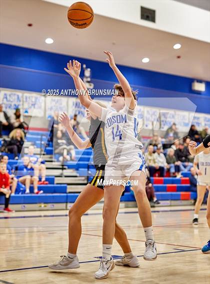 Thumbnail 2 in Del Oro @ Folsom photogallery.