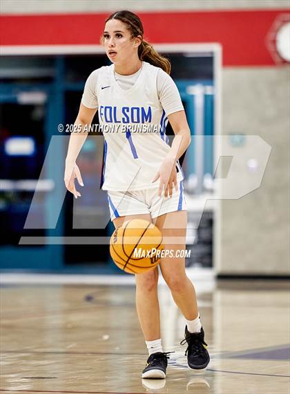 Thumbnail 1 in Del Oro @ Folsom photogallery.