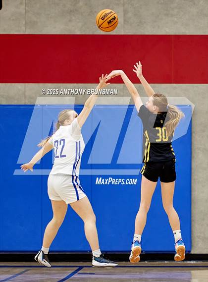 Thumbnail 2 in Del Oro @ Folsom photogallery.