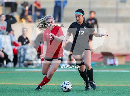 Thumbnail 3 in Flintridge Sacred Heart vs Mayfield photogallery.