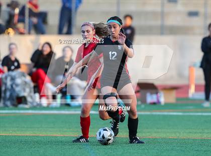 Thumbnail 3 in Flintridge Sacred Heart vs Mayfield photogallery.