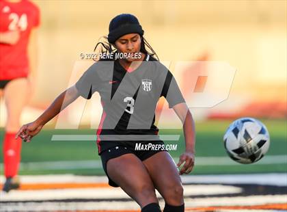 Thumbnail 1 in Flintridge Sacred Heart vs Mayfield photogallery.