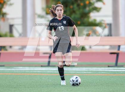 Thumbnail 1 in Flintridge Sacred Heart vs Mayfield photogallery.