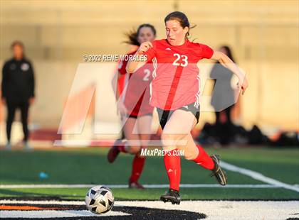 Thumbnail 2 in Flintridge Sacred Heart vs Mayfield photogallery.