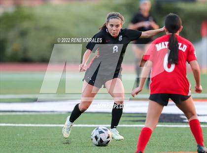 Thumbnail 2 in Flintridge Sacred Heart vs Mayfield photogallery.