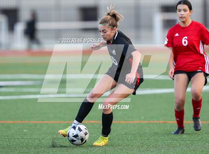 Thumbnail 1 in Flintridge Sacred Heart vs Mayfield photogallery.