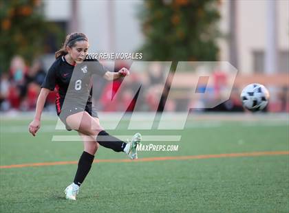 Thumbnail 1 in Flintridge Sacred Heart vs Mayfield photogallery.
