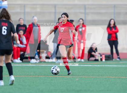 Thumbnail 3 in Flintridge Sacred Heart vs Mayfield photogallery.