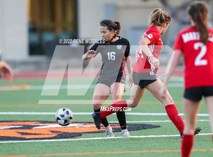 Thumbnail 3 in Flintridge Sacred Heart vs Mayfield photogallery.