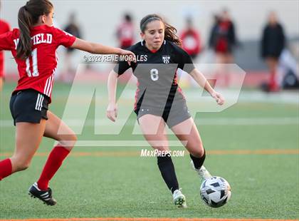 Thumbnail 1 in Flintridge Sacred Heart vs Mayfield photogallery.