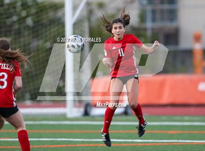 Thumbnail 2 in Flintridge Sacred Heart vs Mayfield photogallery.
