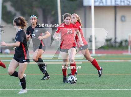 Thumbnail 3 in Flintridge Sacred Heart vs Mayfield photogallery.