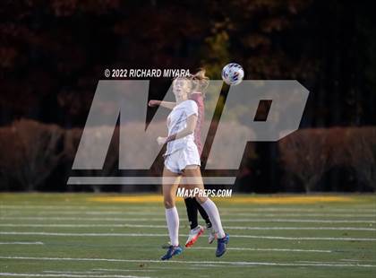 Thumbnail 2 in Bedford vs Portsmouth (NHIAA D1 Semifinal) photogallery.
