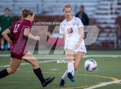 Thumbnail 3 in Bedford vs Portsmouth (NHIAA D1 Semifinal) photogallery.