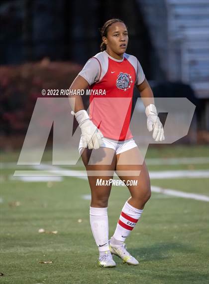 Thumbnail 3 in Bedford vs Portsmouth (NHIAA D1 Semifinal) photogallery.