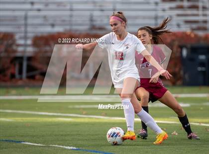 Thumbnail 3 in Bedford vs Portsmouth (NHIAA D1 Semifinal) photogallery.
