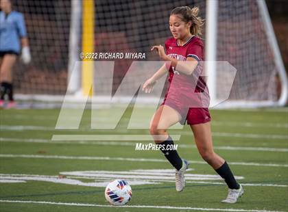 Thumbnail 3 in Bedford vs Portsmouth (NHIAA D1 Semifinal) photogallery.