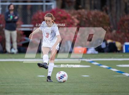 Thumbnail 2 in Bedford vs Portsmouth (NHIAA D1 Semifinal) photogallery.