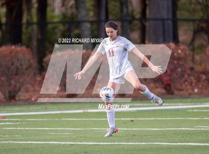 Thumbnail 3 in Bedford vs Portsmouth (NHIAA D1 Semifinal) photogallery.
