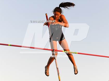 Thumbnail 3 in CIF State Track and Field Championships (Girls Pole Vault Qualifying) photogallery.