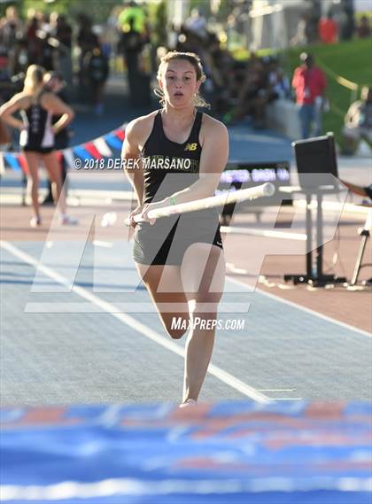 Thumbnail 2 in CIF State Track and Field Championships (Girls Pole Vault Qualifying) photogallery.