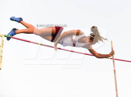 Thumbnail 2 in CIF State Track and Field Championships (Girls Pole Vault Qualifying) photogallery.