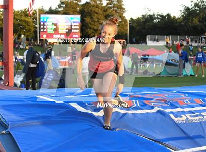 Thumbnail 2 in CIF State Track and Field Championships (Girls Pole Vault Qualifying) photogallery.