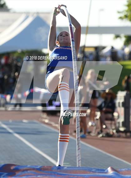 Thumbnail 2 in CIF State Track and Field Championships (Girls Pole Vault Qualifying) photogallery.