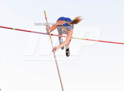 Thumbnail 2 in CIF State Track and Field Championships (Girls Pole Vault Qualifying) photogallery.
