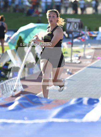 Thumbnail 2 in CIF State Track and Field Championships (Girls Pole Vault Qualifying) photogallery.