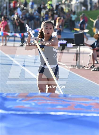 Thumbnail 2 in CIF State Track and Field Championships (Girls Pole Vault Qualifying) photogallery.
