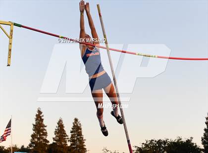 Thumbnail 1 in CIF State Track and Field Championships (Girls Pole Vault Qualifying) photogallery.