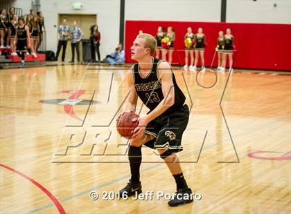 Thumbnail 3 in Maple Mountain @ Spanish Fork photogallery.